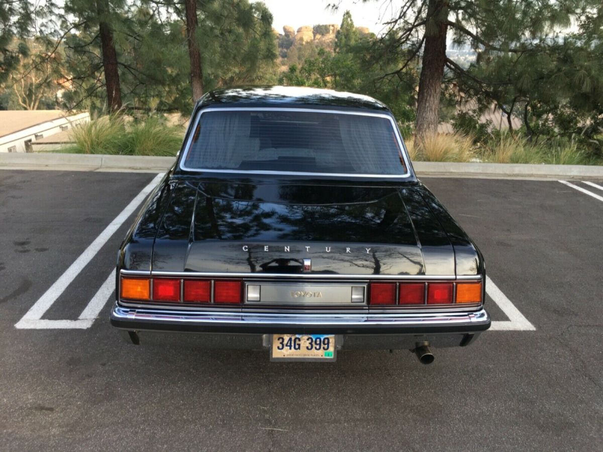 toyota century. super rare japanese market limousine. very few in the usa!