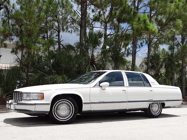 1993 cadillac fleetwood 1 owner estate car florida no rust low miles must see