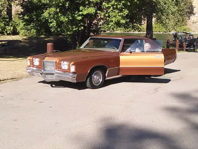 1971 pontiac grand prix 2 door