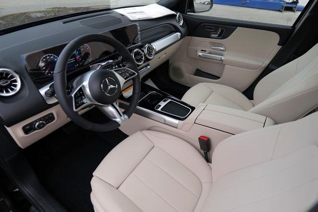 2024 mercedes-benz glb 250 base 4matic