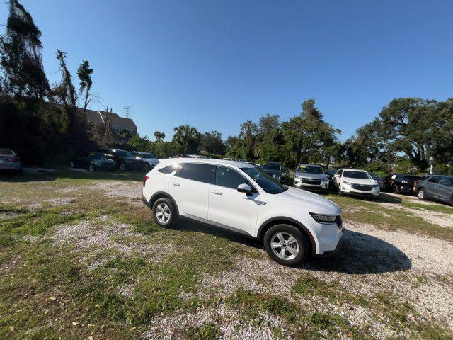 2023 kia sorento lx