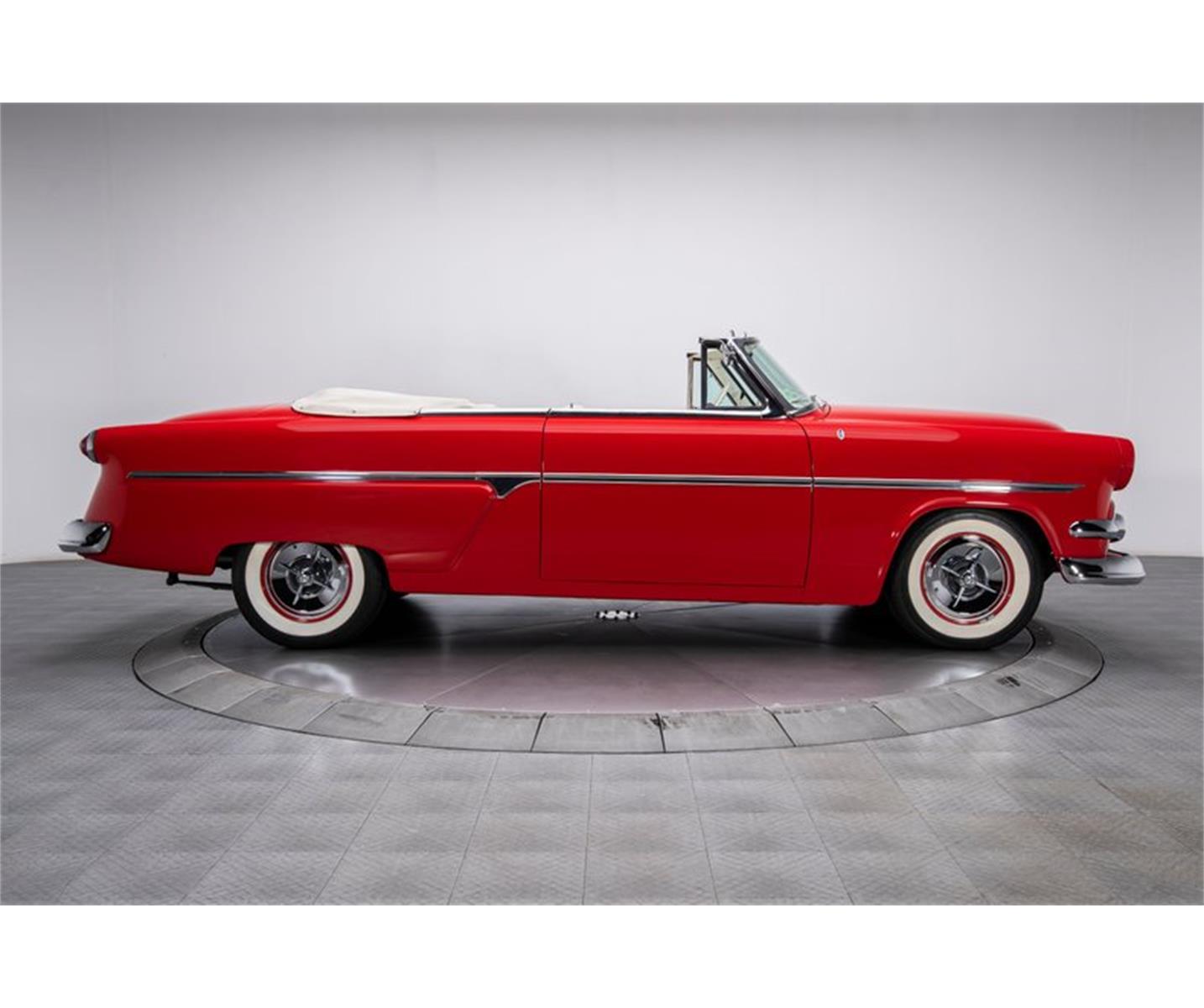 1954 ford crestline