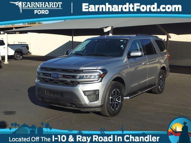 2022 ford expedition xlt