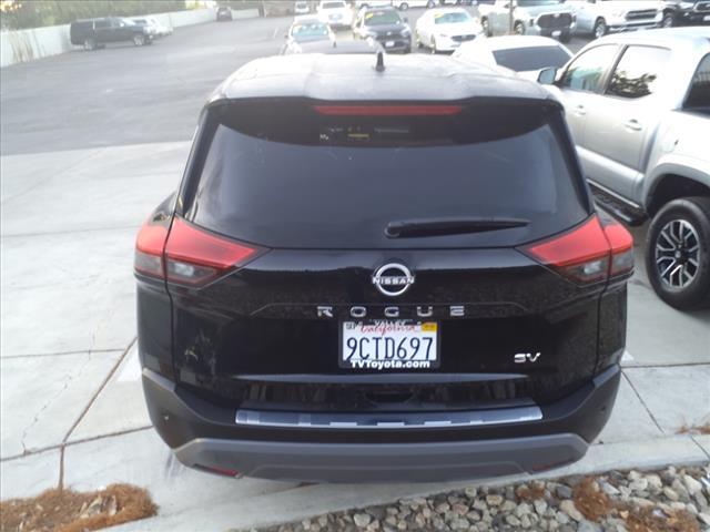 2022 nissan rogue sv