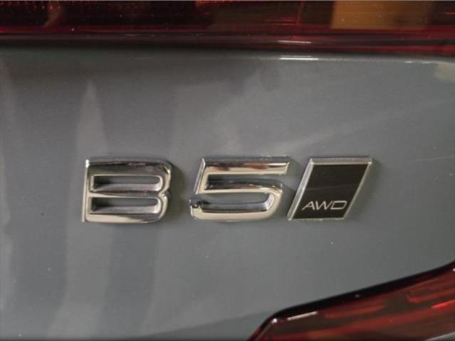 2022 volvo s60 t5 momentum