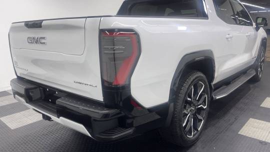 2025 GMC Sierra