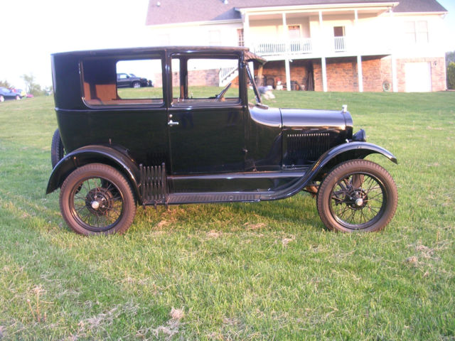 1926 ford model t sedan fully restored engine and trans overhauled parade ready