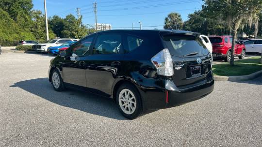2012 Toyota Prius v (+)