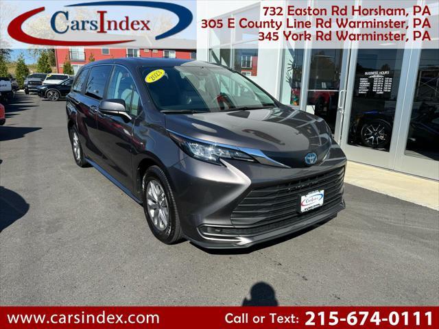 2023 toyota sienna le