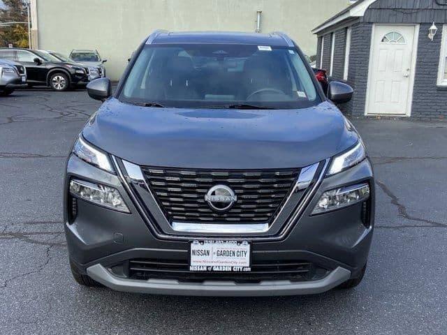 2023 nissan rogue sv in hempstead, new york