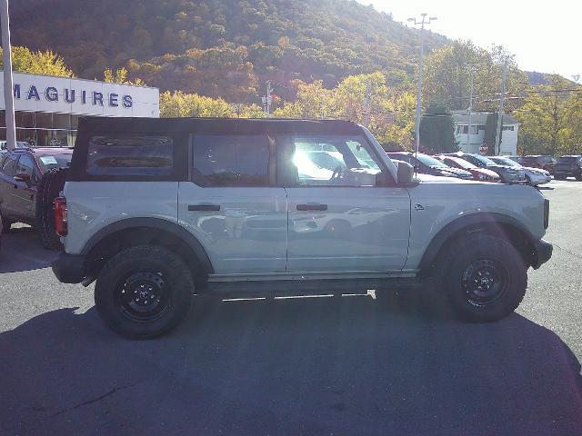 2023 ford bronco black diamond