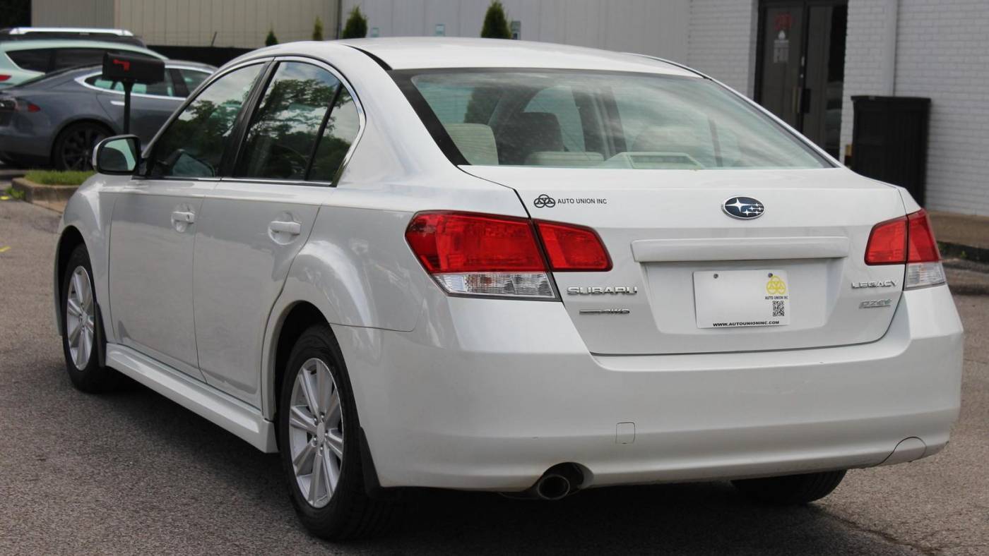2011 subaru legacy 2.5i premium