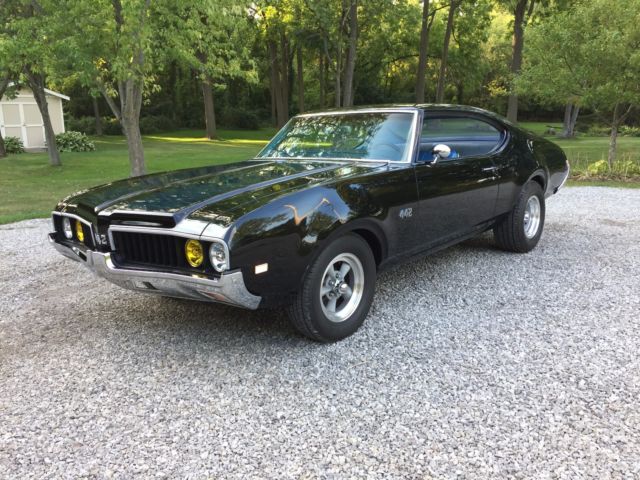 1969 oldsmobile cutlass 442 hard top