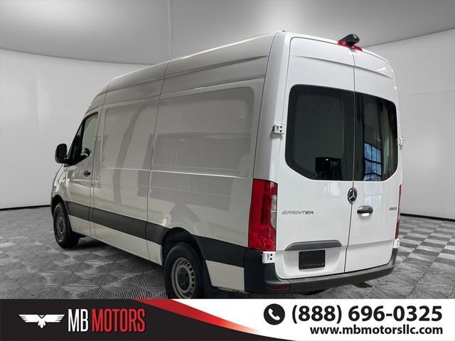 2022 mercedes-benz sprinter 2500 standard roof