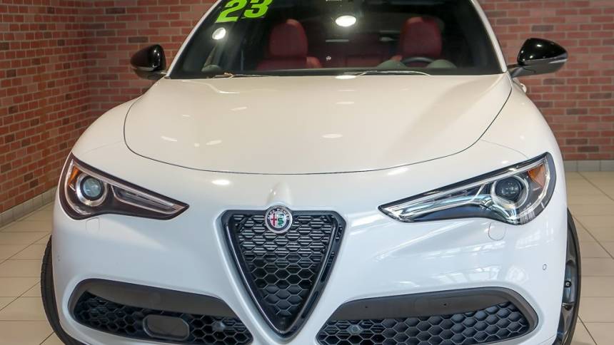 2023 alfa romeo stelvio veloce