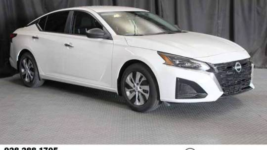 2025 Nissan Altima
