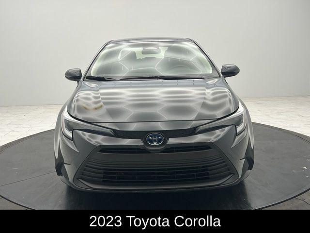 2023 toyota corolla hybrid le