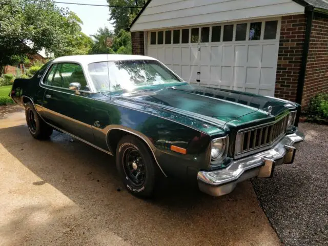 1975 plymouth fury sport - 440 big block, 4-speed, 8 3/4 rear end