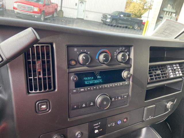 2022 gmc savana 2500 work van
