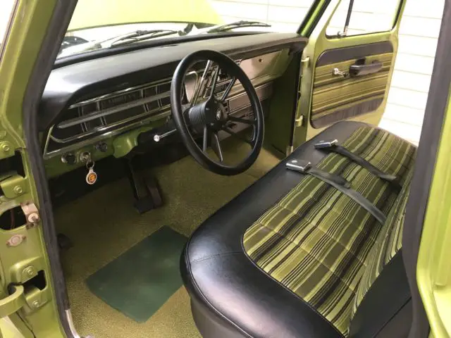 1972 ford f-100 explorer truck