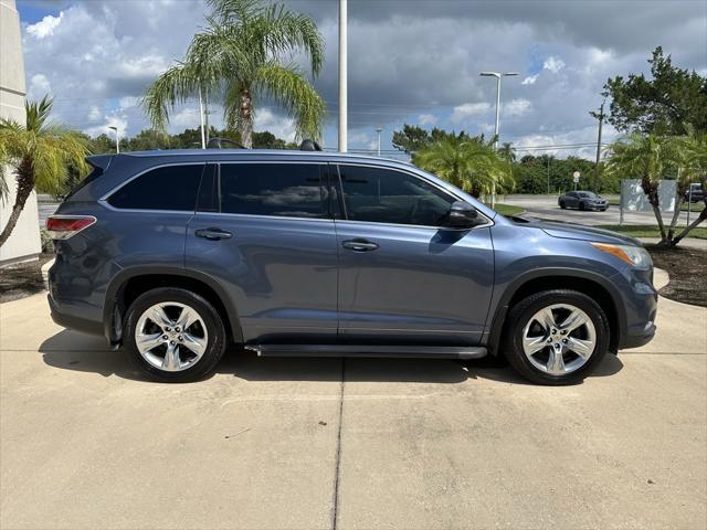 2015 toyota highlander limited