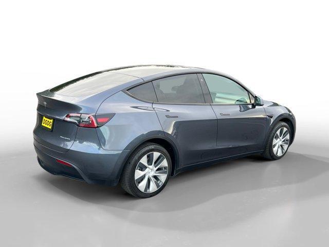 2022 tesla model y long range