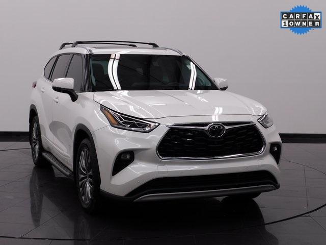 2021 toyota highlander platinum
