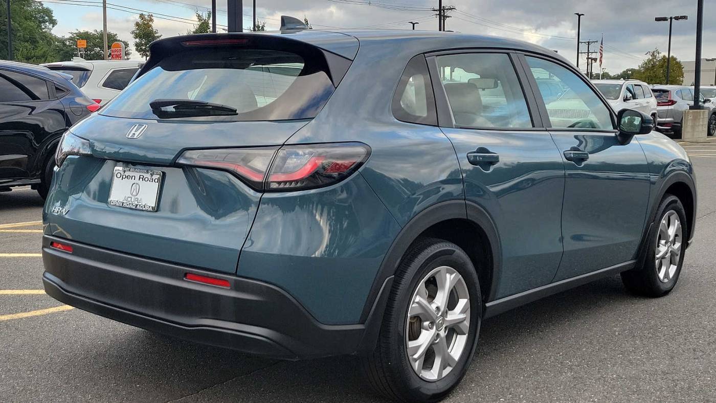 2024 honda hr-v lx