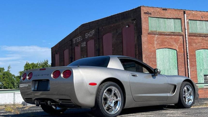 2000 chevrolet corvette base