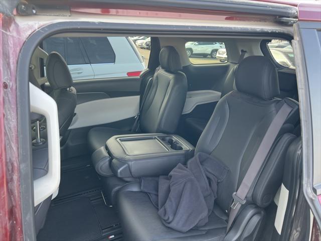 2023 kia carnival lx