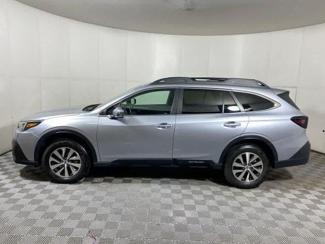 2022 subaru outback premium in shelbyville, indiana