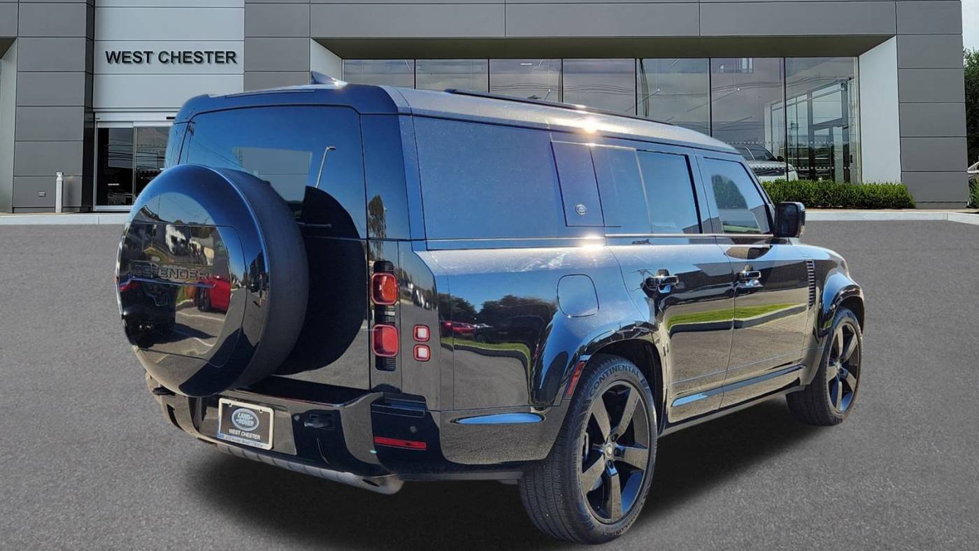 2024 land rover defender 130 p400 x-dynamic se