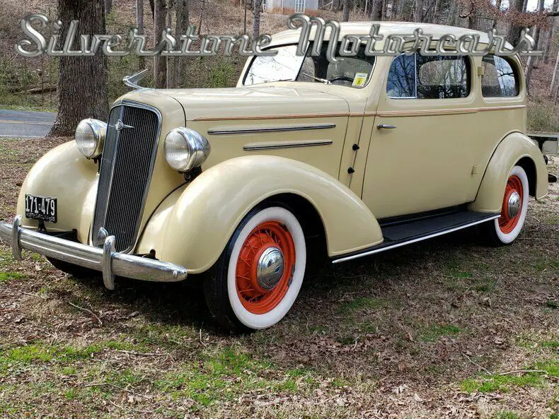1935 cream original low miles 3 speed spoked wheels great driver