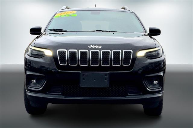 2019 jeep cherokee latitude plus