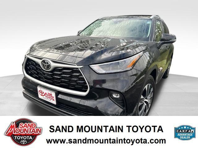 2023 toyota highlander xle