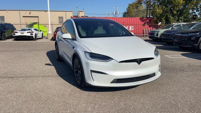 2022 tesla model x base