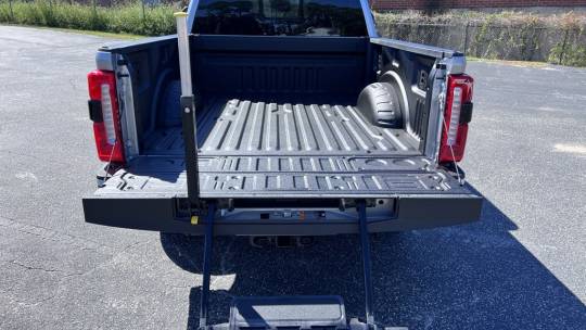 new 2024 ford super duty f-250 lariat crew cab 6.75' box 4wd