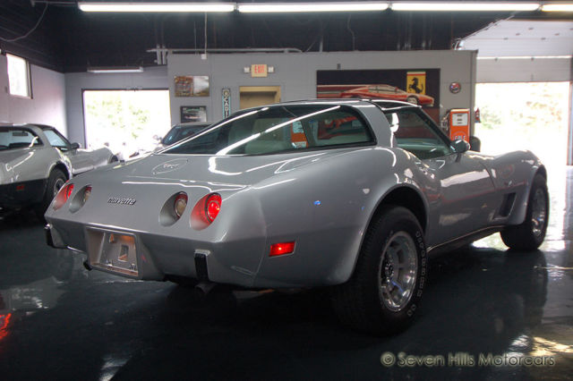stunning condtion, low mile, silver/oyster loaded truly an exceptional vette