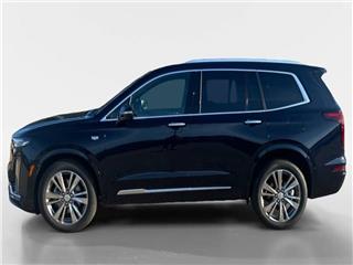 2022 Cadillac XT6 premium luxury