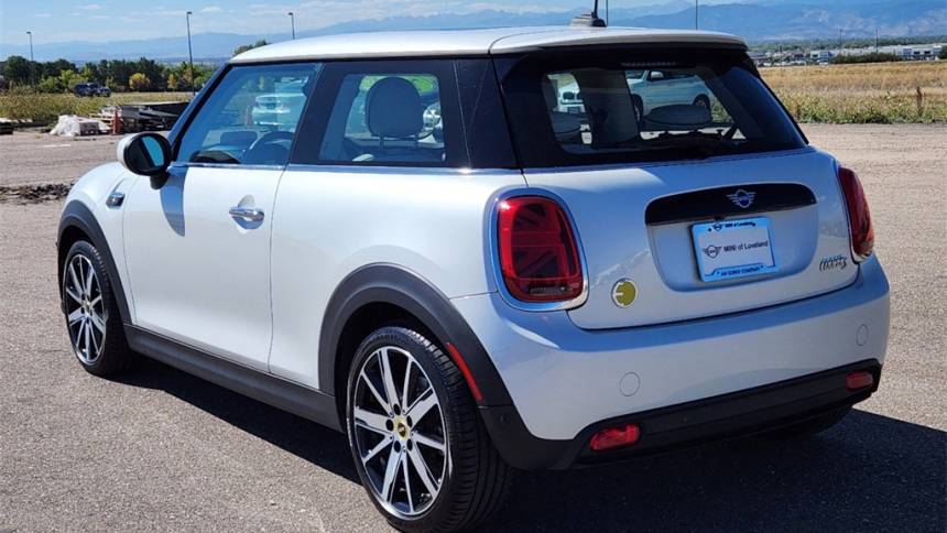 2024 mini hardtop 2 door cooper se