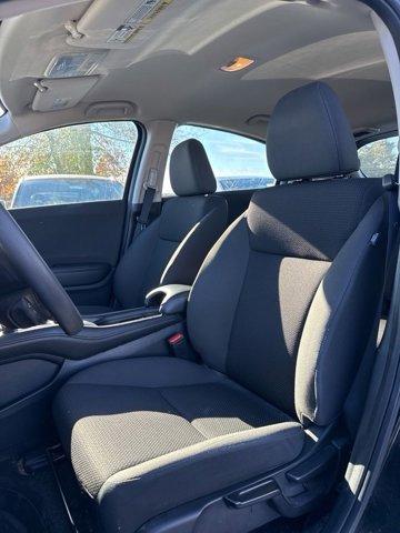 2022 honda hr-v lx