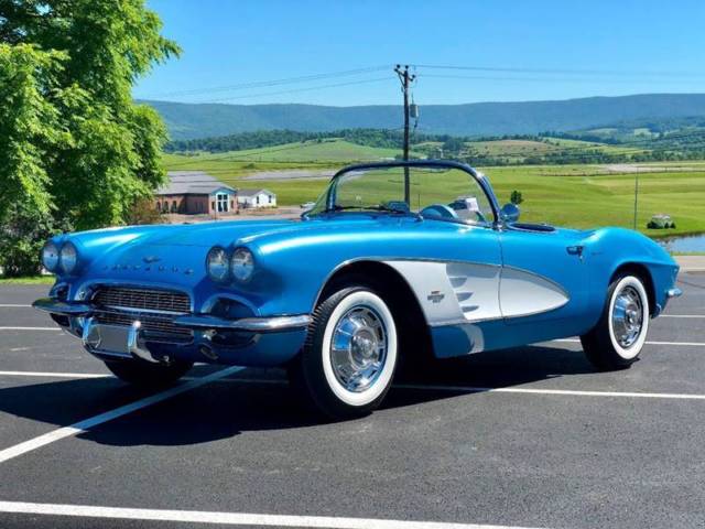 1961 corvette convertible *jewelblue/blue*4spd*newpaint*newinterior*l@@k*