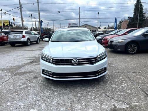 2018 volkswagen passat 2.0t se w/ technology in lansing, michigan