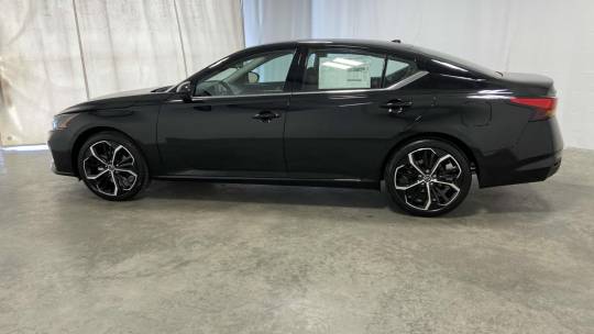 new 2025 nissan altima sr fwd