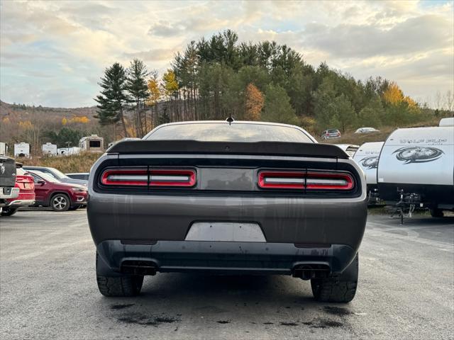 2018 dodge challenger gt
