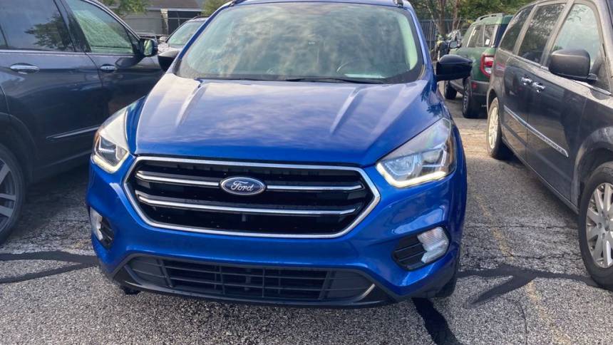 2019 ford escape se