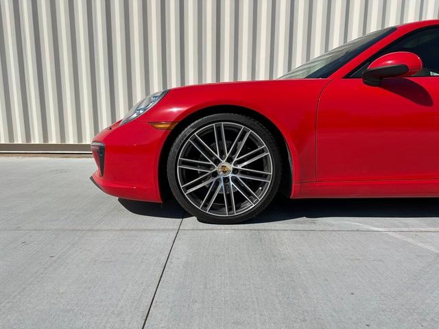 2017 porsche 911 carrera