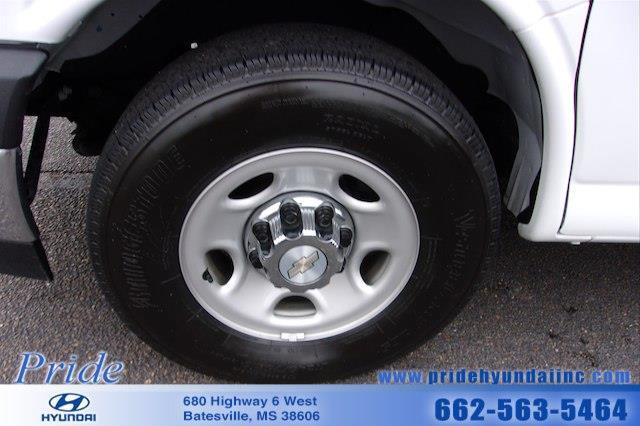 2017 chevrolet express passenger lt 3500 lt 3500 3dr extended passenger van for sale in batesville, mississippi