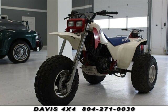 1986 honda atc350x 3 wheeler 0 white sedan automatic