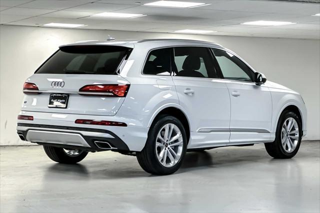 2025 audi q7 55 premium